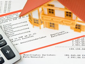 Modellhaus auf Darlehenkonto-Auszug
